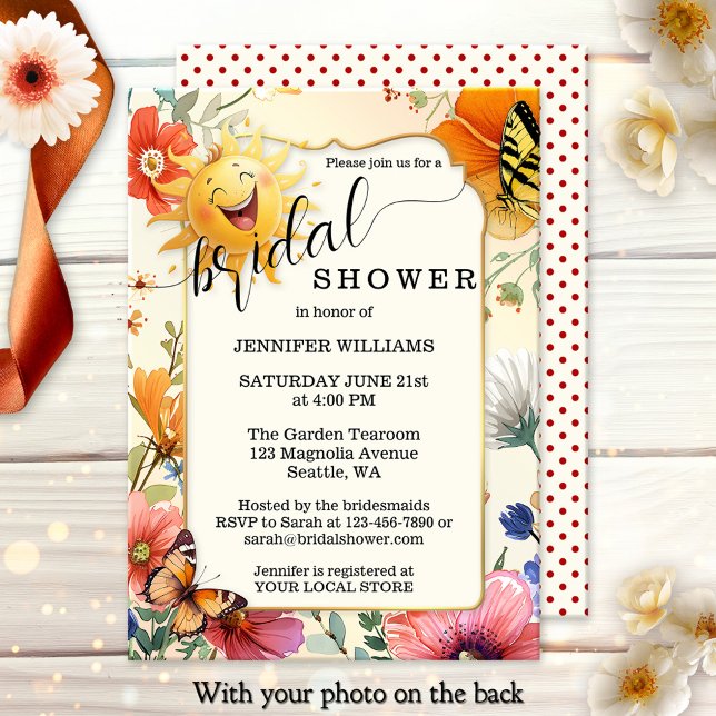 Happy Retro Wildflower Watercolor Bridal Shower Inbjudningar (Bridal shower photo invitation featuring watercolor wildflowers and a happy laughing sun)