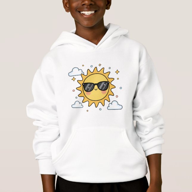 Happy Smiling Sun Cartoon - Minimalist Kawaii Suns T Shirt (Framsida)