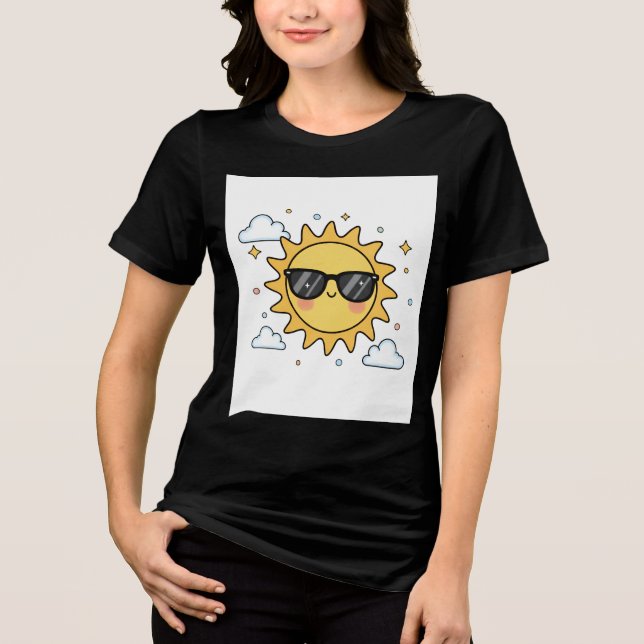 Happy Smiling Sun Cartoon - Minimalist Kawaii Suns T Shirt (Framsida)