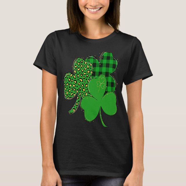 Happy St Patrick's Day  C Lucky Shamrock Irish T Shirt (Framsida)