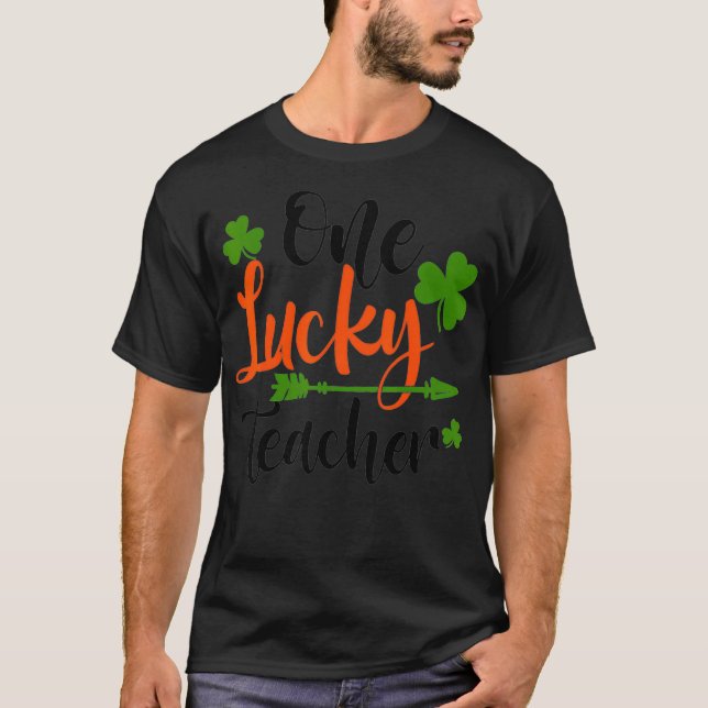 Happy St Patricks Day Cute One Lucky Teacher Rainb T Shirt (Framsida)