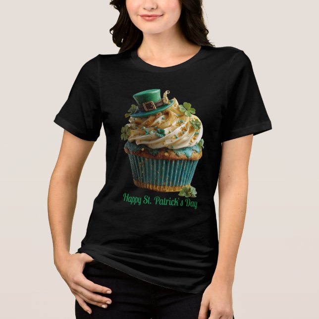 Happy St. Patrick's Day Lucky Cupcake T Shirt (Framsida)