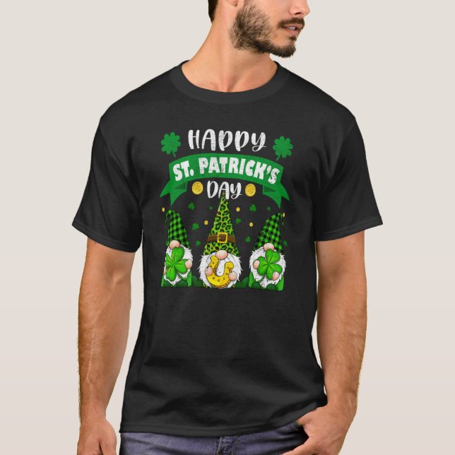 Happy St Patricks Day Three Gnome Shamrock Leopard T Shirt (Framsida)
