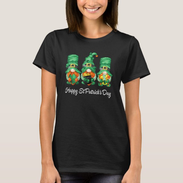 Happy St Patrick's Day Three Gnomes Shamrock Lucky T Shirt (Framsida)