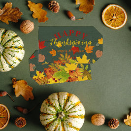 Happy thanksgiving: Fall av färglöst löv på trä Presentetikett
