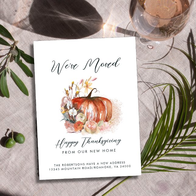 Happy thanksgiving från vår nya Flytta i hemmet Meddelande (New Home Pumpkin Happy Thanksgiving Holiday Moving Announcement)
