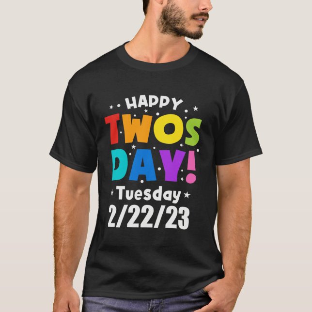 Happy Twosday 2023 Shirt Pink Leopard Twos Day 222 T Shirt (Framsida)