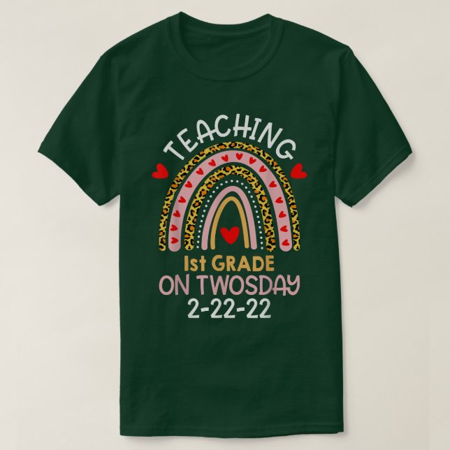 Happy Twosday 22222 Teaching 1St Grade On Twosday  T Shirt (Design framsida)