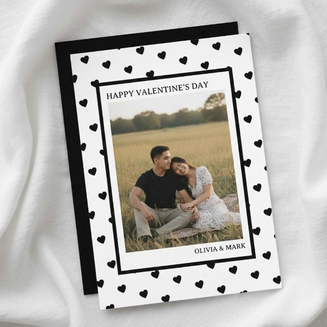 Happy Valentine’s Day Card Black Heart Design  Julkort (Skapare uppladdad)