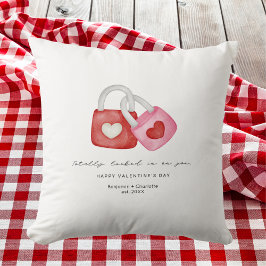 Happy Valentine's Day Cute Fun Locks Hearts Custom Kudde