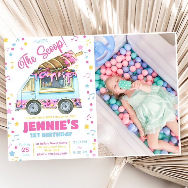 Här är Scoop Girls Ice Cream 1:a födelsedagen Inbjudningar (Skapare uppladdad)