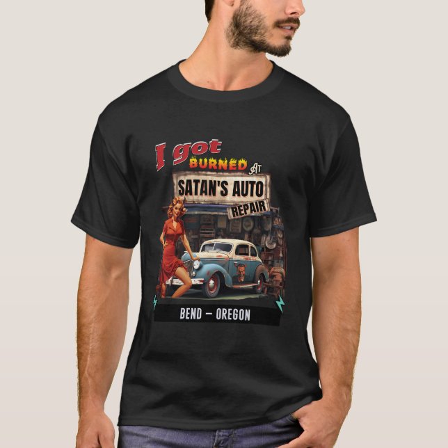 Har bränd på Satans Reparera Djävulen-böjningen au T Shirt (Framsida)