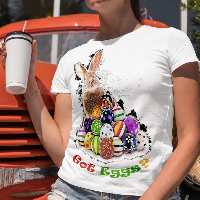 Har du ägg? Roliga påskharen ägg T Shirt (Got Eggs? Funny Easter Bunny Eggs. Women Basic White T-Shirt)