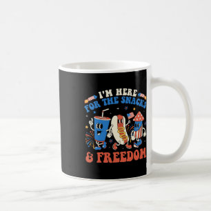Här för Snacks and Freedom Boy Girl. Kaffemugg