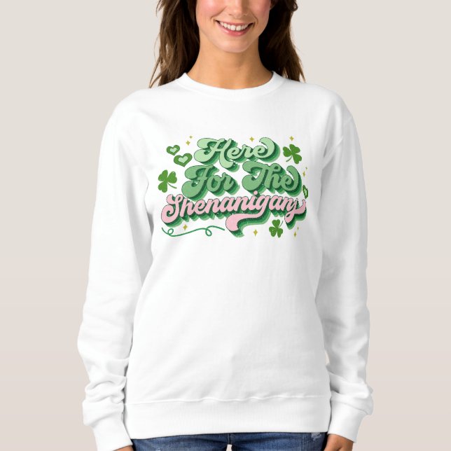 Här för St patrick's day Shenanigans T Shirt (Framsida)
