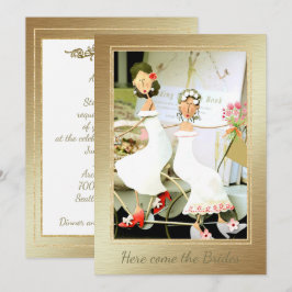 Här Kom inbjudan till Brides Wedding