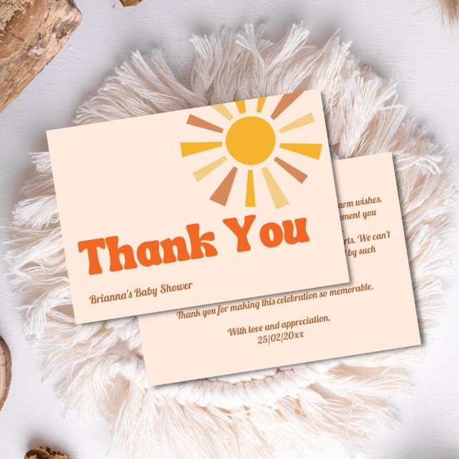 Här kommer barnduschen för barnsoporna. tack kort (Here comes the son groovy retro vibes baby shower thank you card )