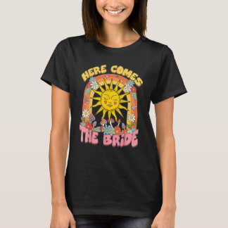 Här kommer bruden Groovy Retro 70-tal Sängkantsfes T Shirt