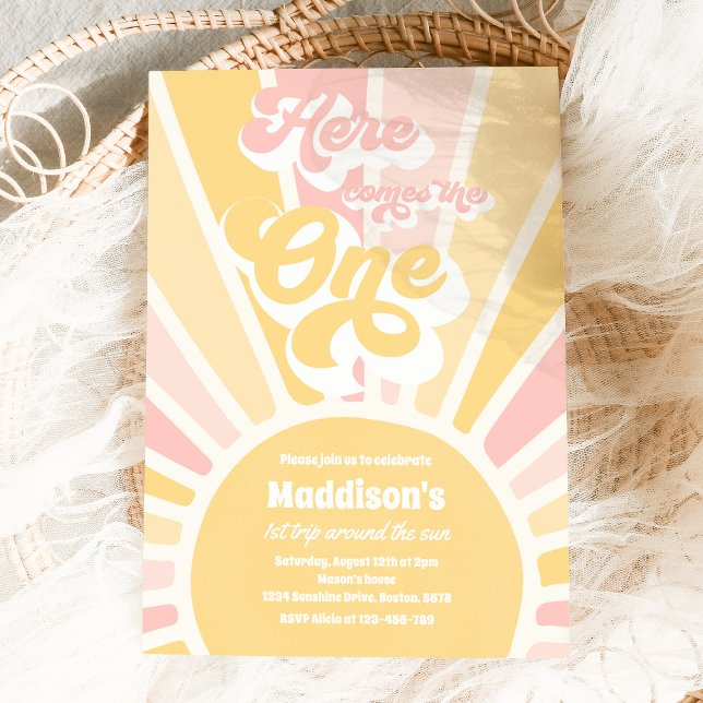 Här kommer en Boho Sunshine 1:a födelsedagen Inbjudningar (Skapare uppladdad)