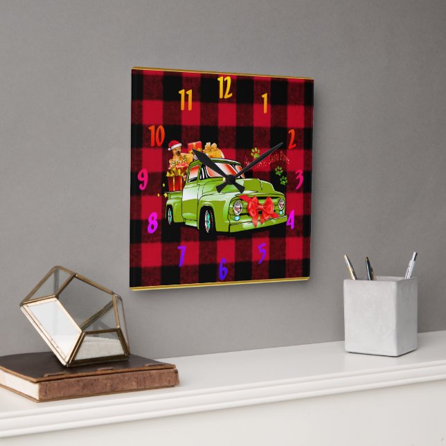 Här kommer jultomten tassar hund parad lastbil fyrkantig klocka (Kontor)