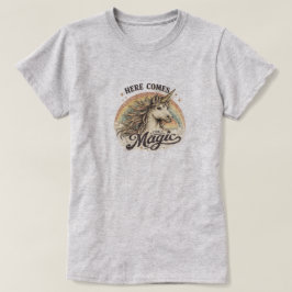 HÄR KOMMER MAGIN T SHIRT