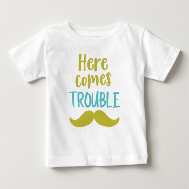 Här kommer problem, Mustache, Mustache T Shirt (Framsida)