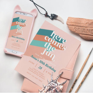 Här kommer Roligten Retro Boho 30års födelsedag Pa Inbjudningar