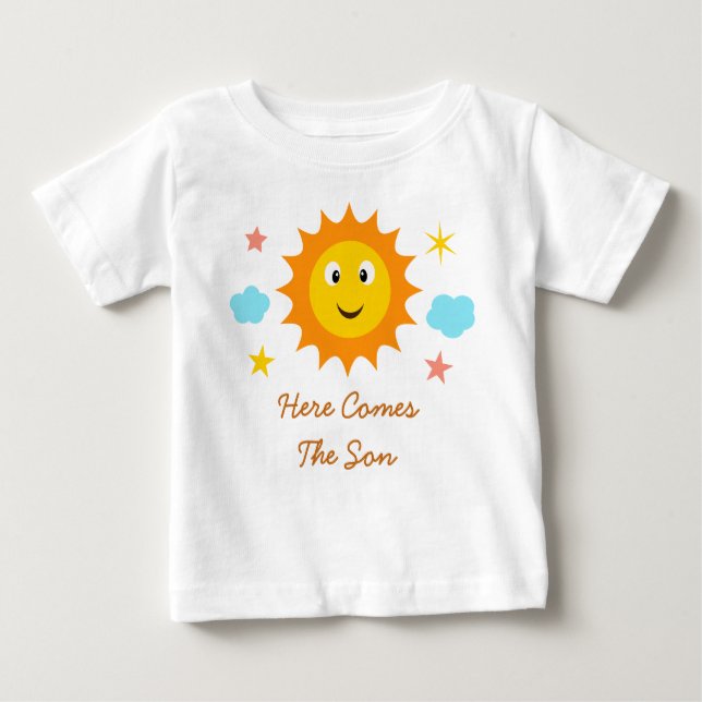 Här kommer sonen som leker Sunshine T Shirt (Framsida)