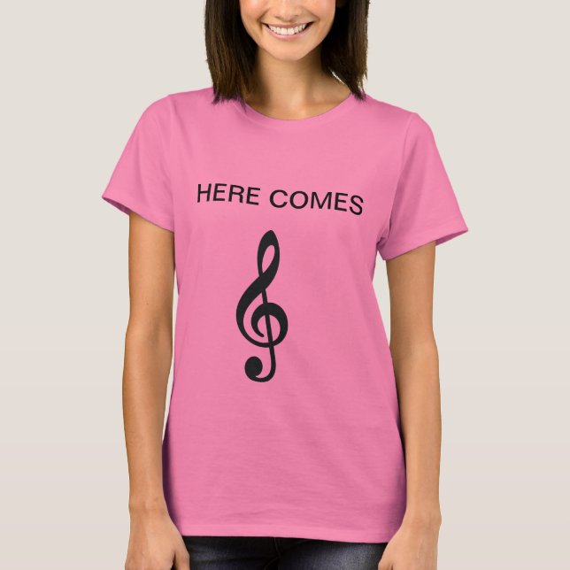 Här kommer TREBELOPPET * högst fem* T-shirt (Framsida)