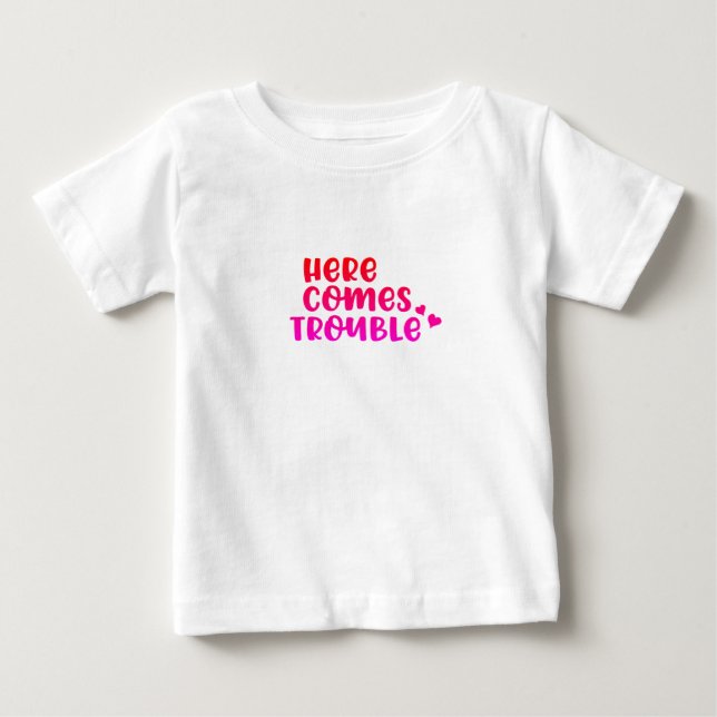 Här Kommer Trubbel T Shirt (Framsida)