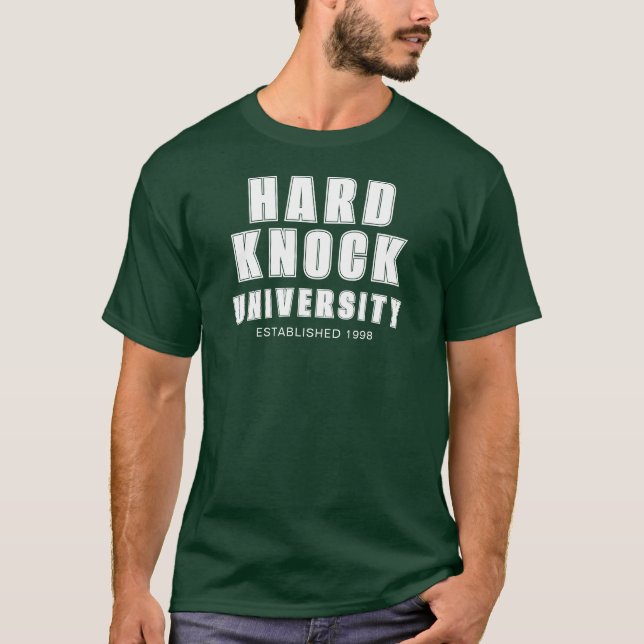 HARD KNOCK UNIVERSITY  T SHIRT (Framsida)