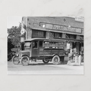 Hårdvaruaffärens leveransbil, 1924. Gammalt foto Vykort