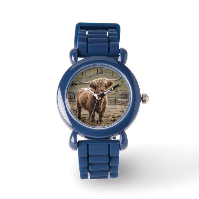 Hårig Majestät: Wooly Brown Highland Cow Armbandsur (Framsida)