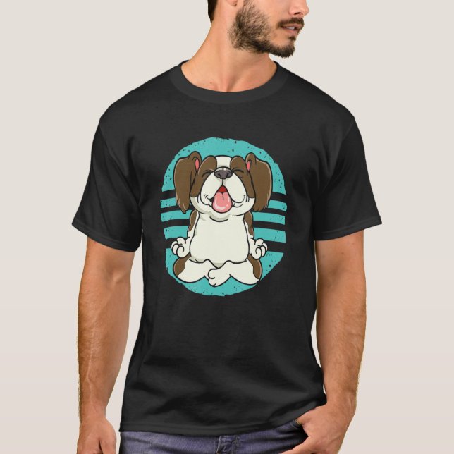 Håriget Hund Sitta i medlingspositionen T Shirt (Framsida)