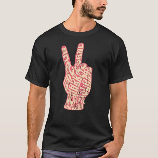 Harkers Island NC Summertime Vacationing Peacesign T Shirt (Framsida)