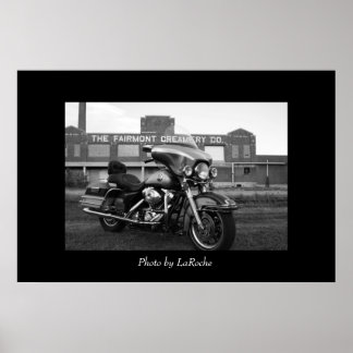 Harley på Creamery Poster