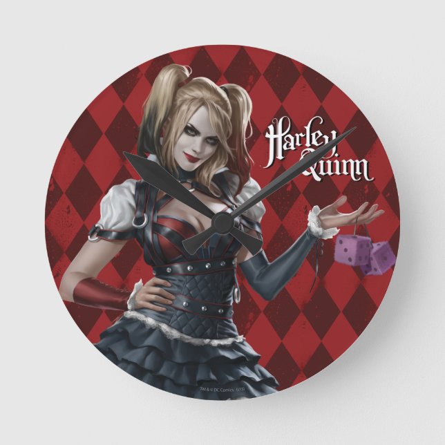 Harley Quinn med luddig tärning Rund Klocka (Framsida)