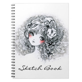 Härlig animeflicka i svartvitt anteckningsbok med spiral