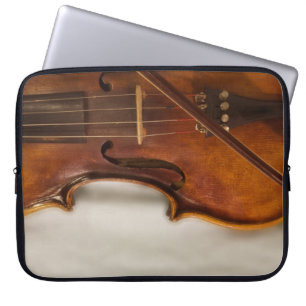 Härlig musik--Fiol Laptop Sleeve