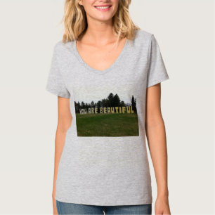 Härlig skjorta för U R Tee Shirt