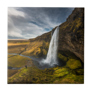 Härligt landskap beskådar av Seljalandsfoss Kakelplatta