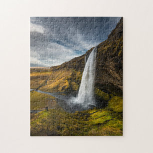 Härligt landskap beskådar av Seljalandsfoss Pussel