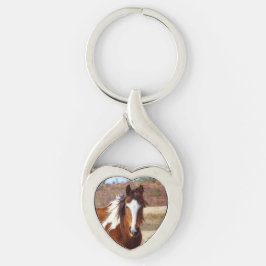 Härligt måla hästhjärtnyckelringen twisted heart silverfärgad nyckelring