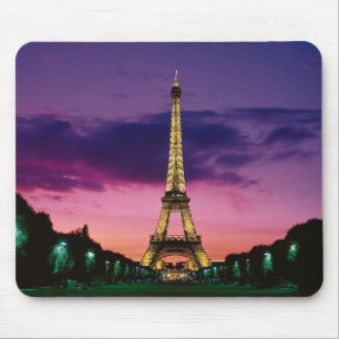 Härligt Paris Eiffel torn på natten Musmatta