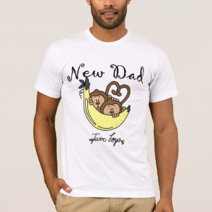 Härmar pappan av tvilling- pojkeTshirts och gåvo Tröja