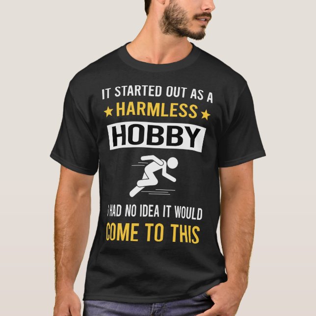 Harmless Hobby Track and Fält T Shirt (Framsida)
