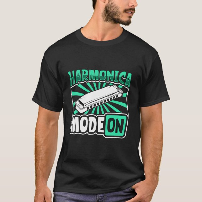 Harmonica Mode On Harmonica Player T Shirt (Framsida)