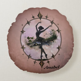 Harmony of Movement The ballerina in the starlight Rund Kudde