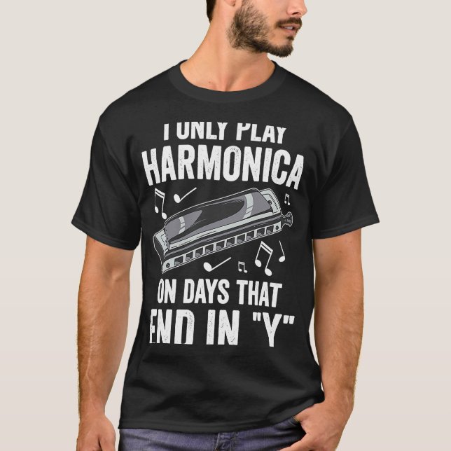 Harp Player Plays Harmonica T Shirt (Framsida)