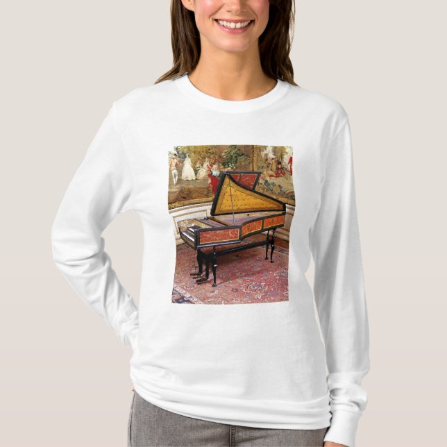 Harpsichord 1634 tee (Framsida)